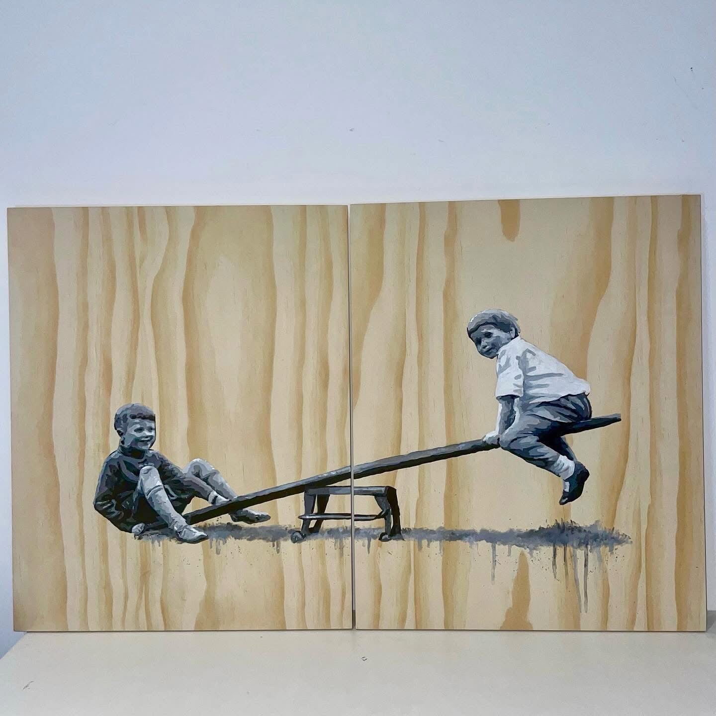 ‘Two who see, saw’